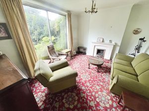 Dining Room - click for photo gallery